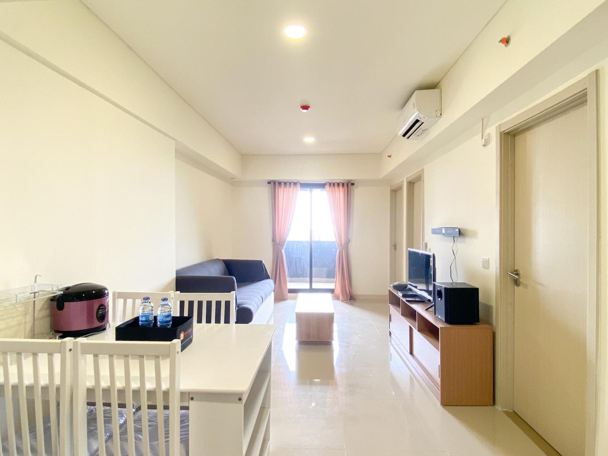 Fully Furnished And Homey 3br At Meikarta By Travelio Apartemen