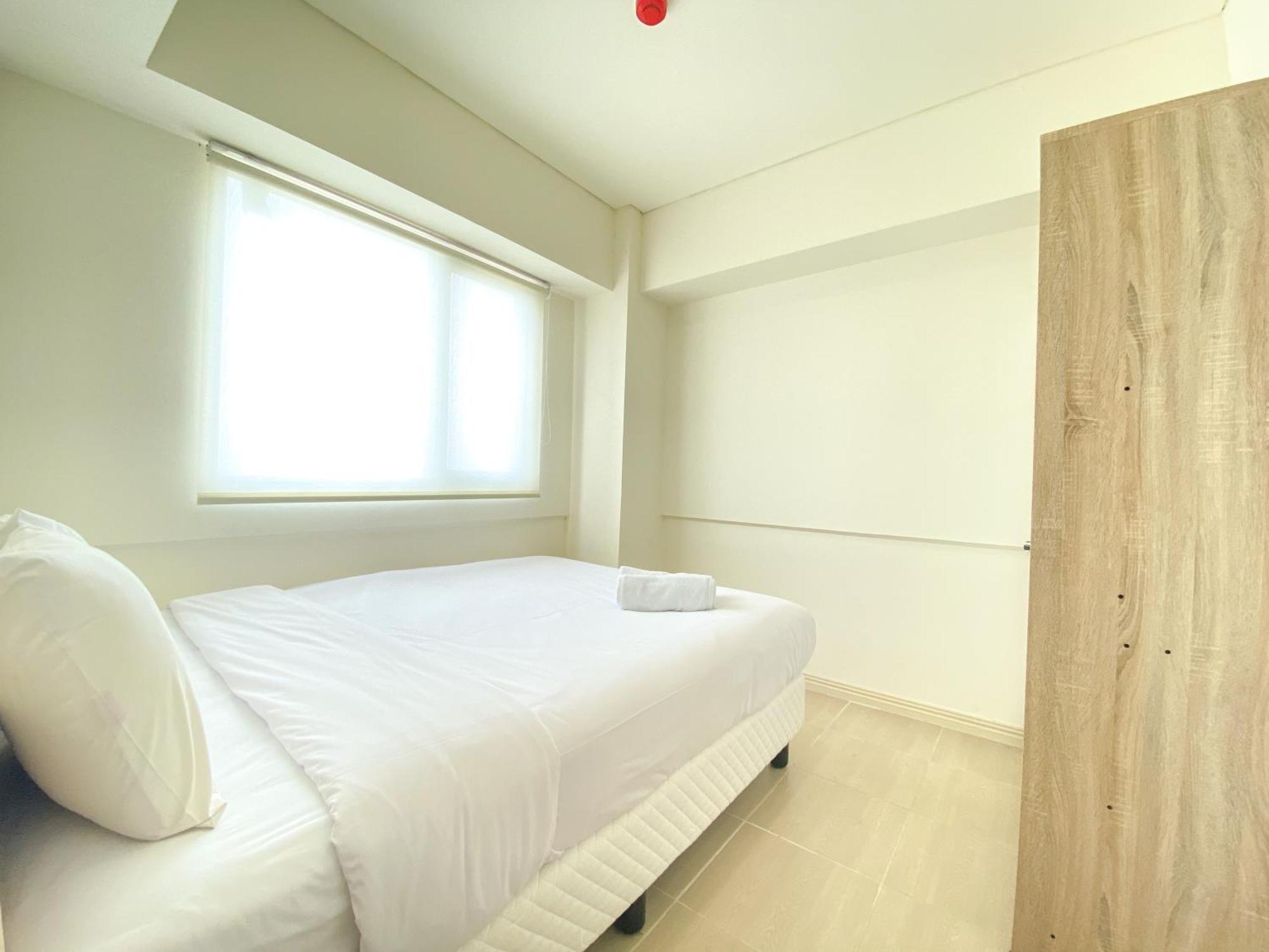Fully Furnished And Homey 3br At Meikarta By Travelio *