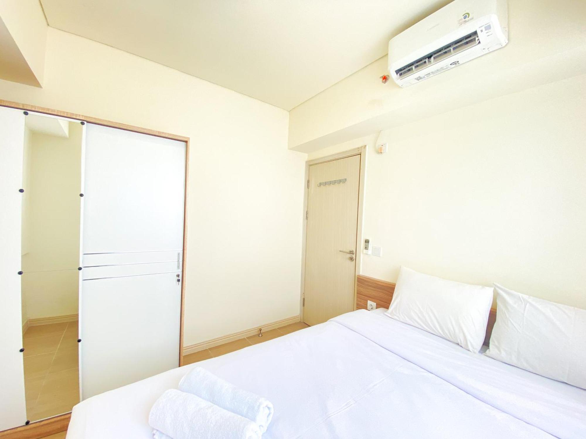 Fully Furnished And Homey 3br At Meikarta By Travelio Apartemen *
