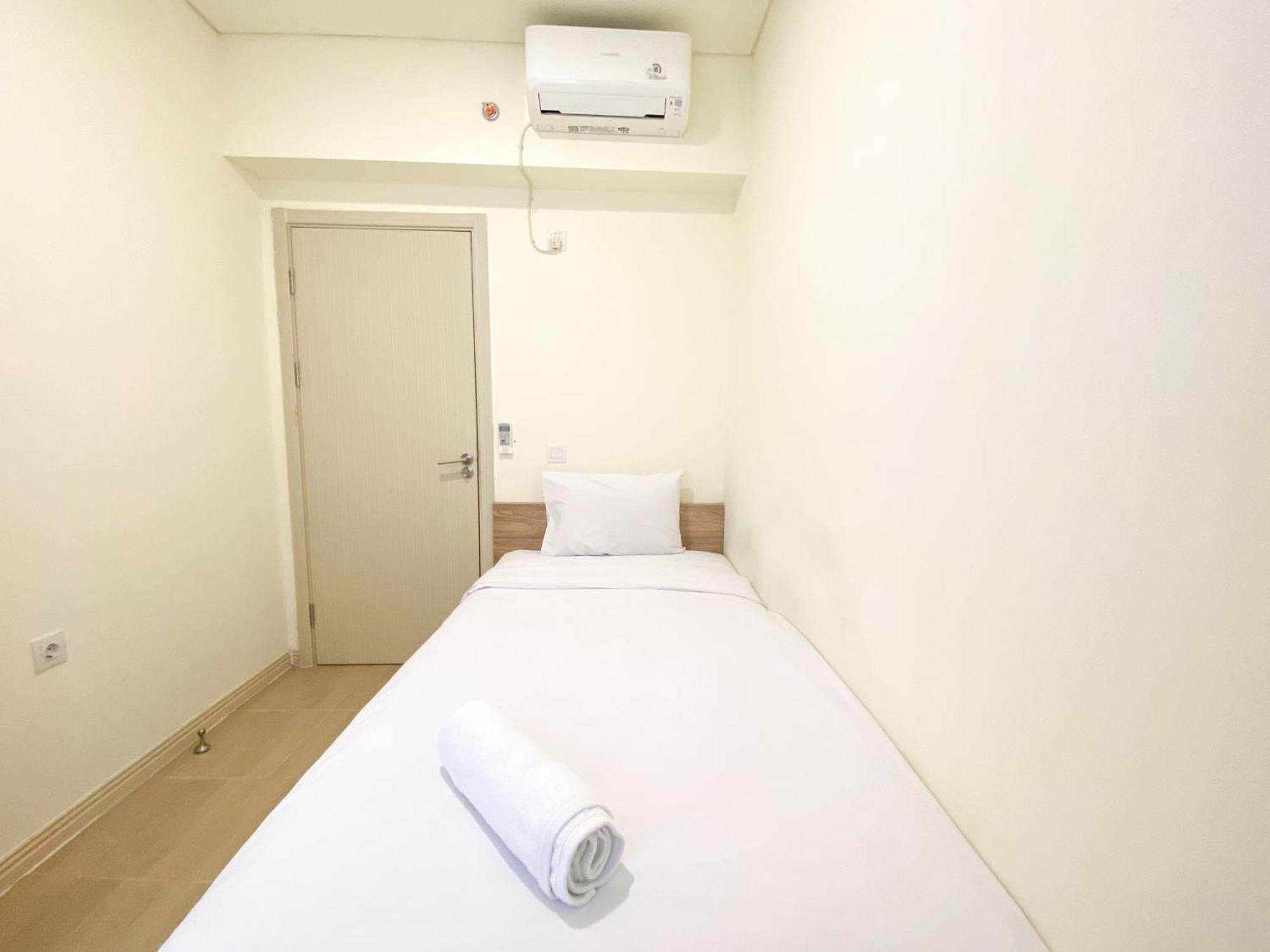 Fully Furnished And Homey 3br At Meikarta By Travelio * Bekasi